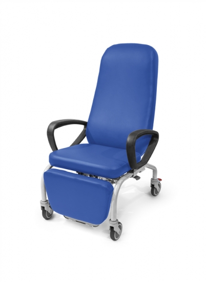Easy chair with 4 Ø 125 mm wheels, of which the rear...